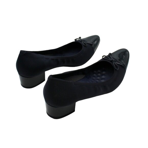 Walking Cradles Hollis Flats - Picture 5 of 7